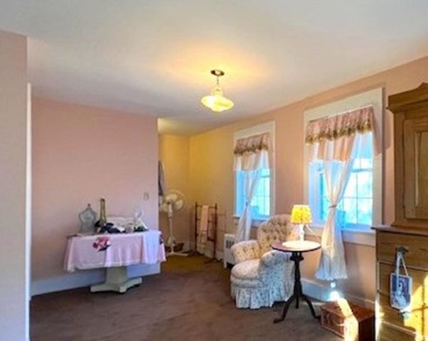 9 Templeton Turnpike, Fitzwilliam, NH 03447