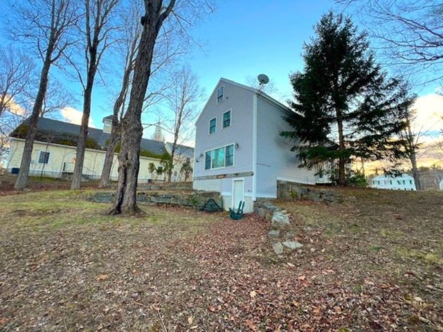 9 Templeton Turnpike, Fitzwilliam, NH 03447