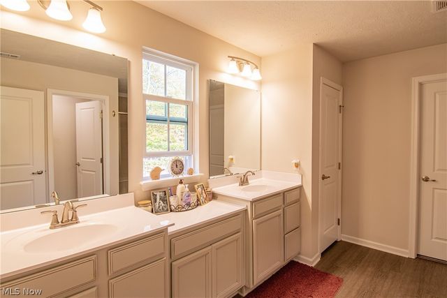 131 Wanda Court, Kent, OH 44224