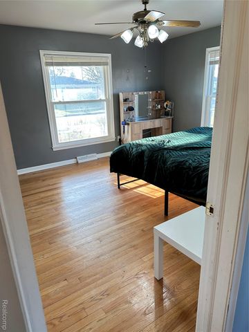 8842 Marion, Redford Charter Township, MI 48239