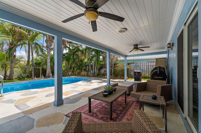 106 Chapel Lane, Tequesta, FL 33469