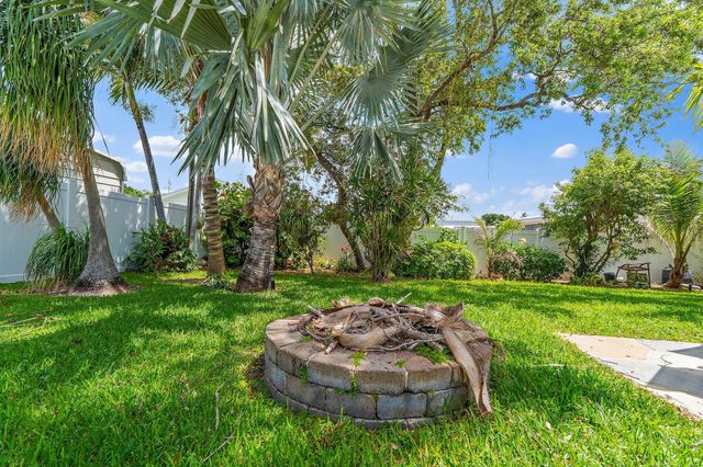 106 Chapel Lane, Tequesta, FL 33469