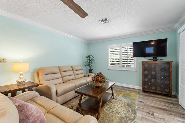 106 Chapel Lane, Tequesta, FL 33469