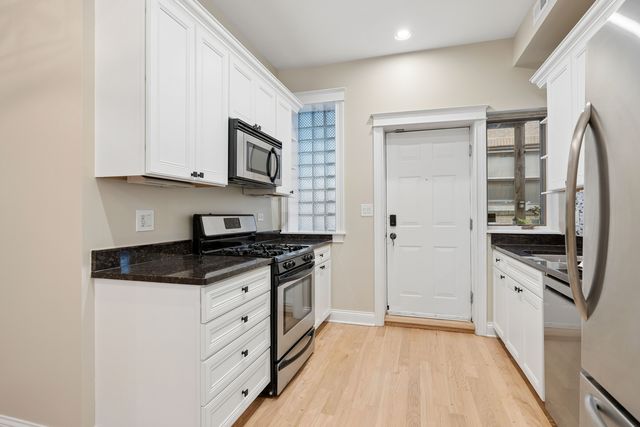 4134 N Kenmore Avenue 2, Chicago, IL 60613