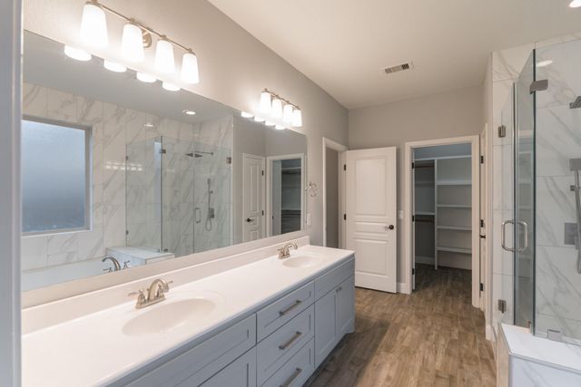 50 Tidwillow Place, Tomball, TX 77375