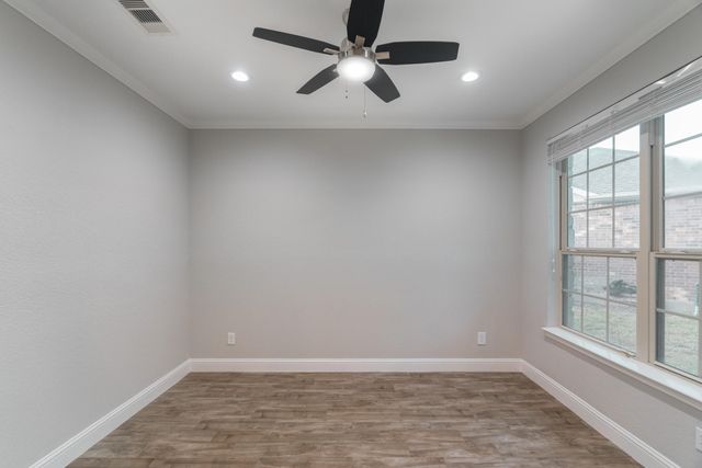 50 Tidwillow Place, Tomball, TX 77375