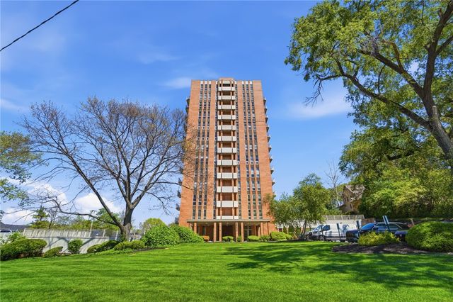 2230 S Patterson Boulevard 26, Kettering, OH 45409