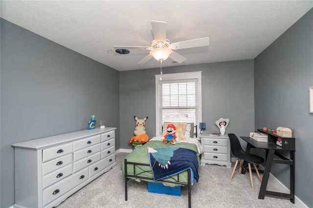 15008 Madison Avenue, Urbandale, IA 50323