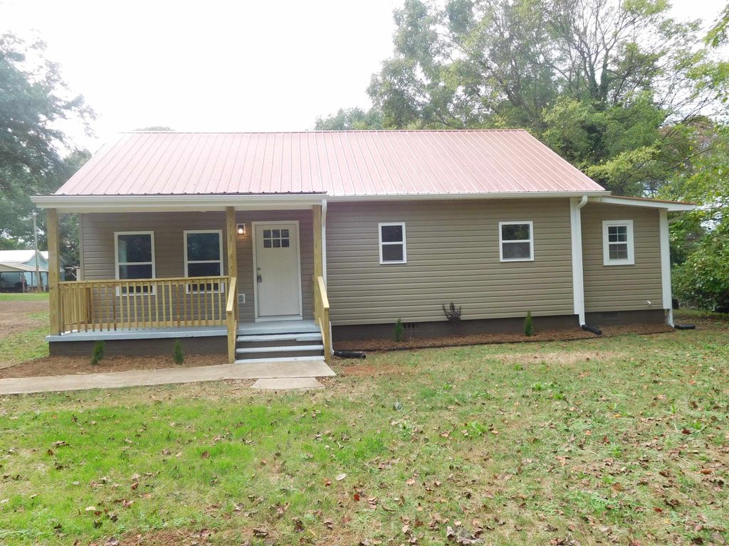 923 Bonner Lake Road Road, Gaffney, SC 29341