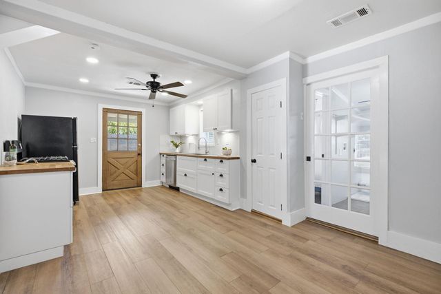110 Fallwell ST, Liberty Hill, TX 78642