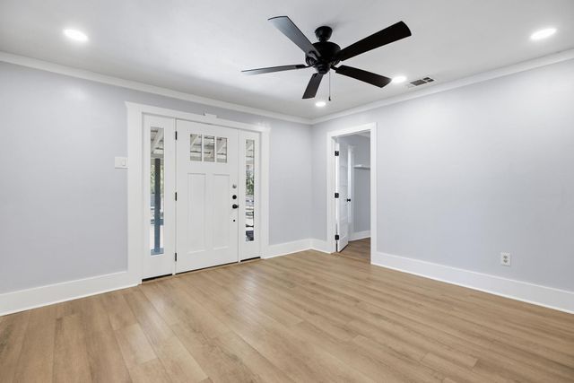 110 Fallwell ST, Liberty Hill, TX 78642