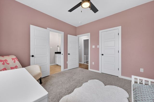 5809 Val Verde Dr, Midland, TX 79707