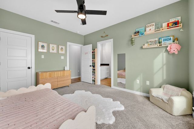 5809 Val Verde Dr, Midland, TX 79707