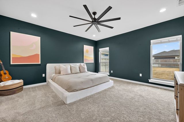 5809 Val Verde Dr, Midland, TX 79707