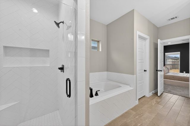 5809 Val Verde Dr, Midland, TX 79707