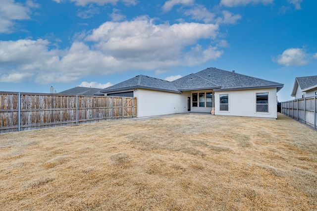 5809 Val Verde Dr, Midland, TX 79707