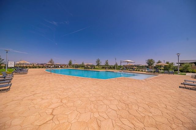 5809 Val Verde Dr, Midland, TX 79707