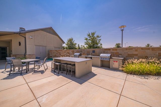 5809 Val Verde Dr, Midland, TX 79707