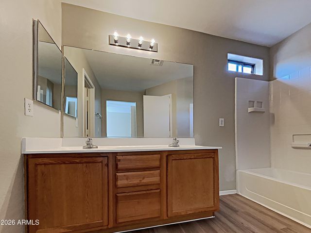 1083 W DESERT BASIN Drive, San Tan Valley, AZ 85143