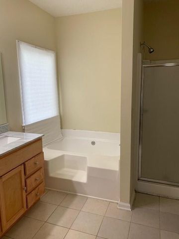 3000 Oak Meadow Drive, Snellville, GA 30078