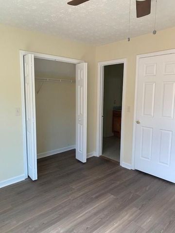 3000 Oak Meadow Drive, Snellville, GA 30078