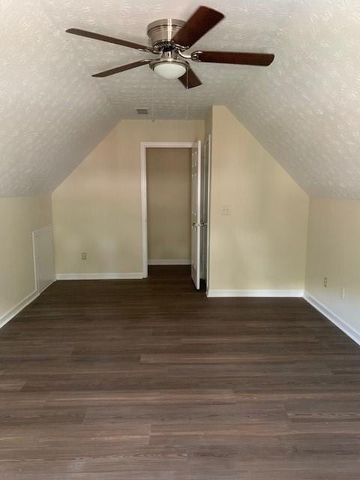 3000 Oak Meadow Drive, Snellville, GA 30078