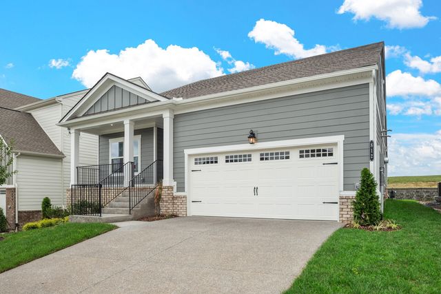1053 Cherry Tree Dr, Mount Juliet, TN 37122