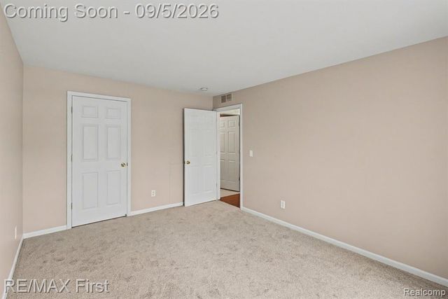 46124 Allenton Drive, Macomb, MI 48044