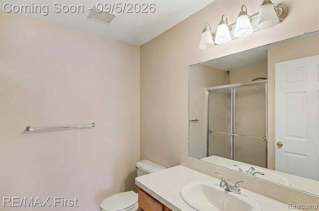 46124 Allenton Drive, Macomb, MI 48044