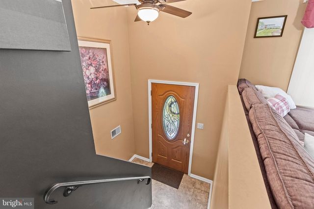 60 REDSTONE DR, York Haven, PA 17370