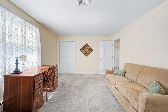 20 Cinnamon Circle 20, Walpole, MA 02081
