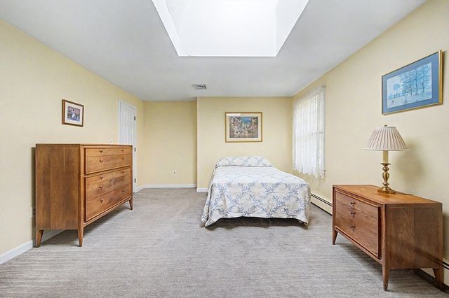 20 Cinnamon Circle 20, Walpole, MA 02081
