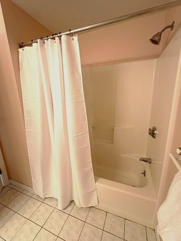 20 Cinnamon Circle 20, Walpole, MA 02081