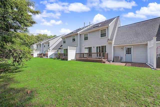 20 Cinnamon Circle 20, Walpole, MA 02081