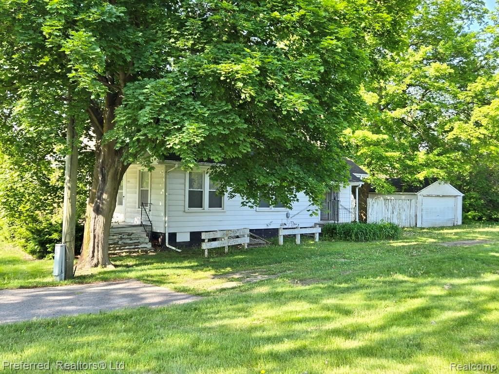 9512 Mccrone Road, Milan, MI 48160