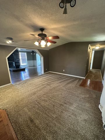 336 Oscar Crowell Rd, Beechgrove, TN 37018