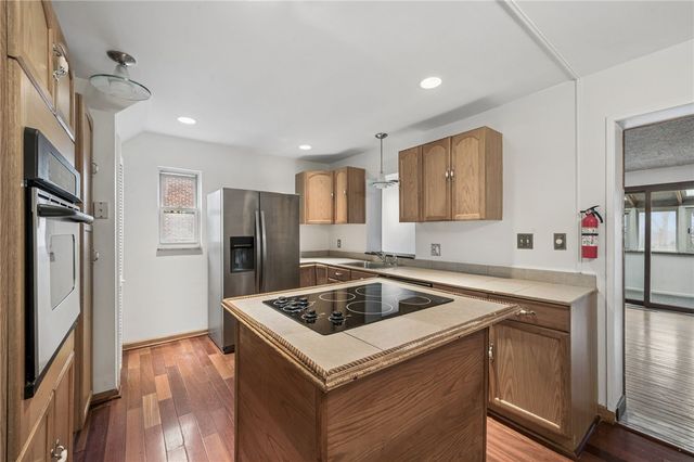 1169 Mccabe St, Stanton Heights, PA 15201