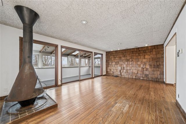 1169 Mccabe St, Stanton Heights, PA 15201