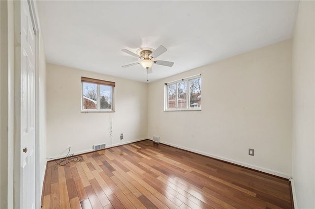 1169 Mccabe St, Stanton Heights, PA 15201