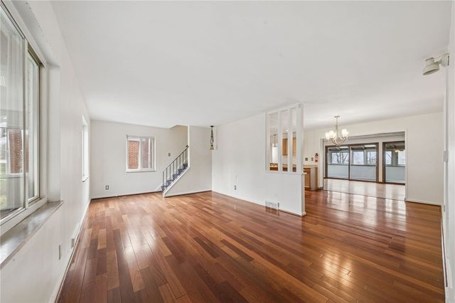 1169 Mccabe St, Stanton Heights, PA 15201