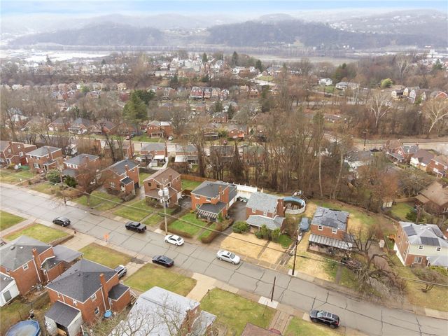 1169 Mccabe St, Stanton Heights, PA 15201