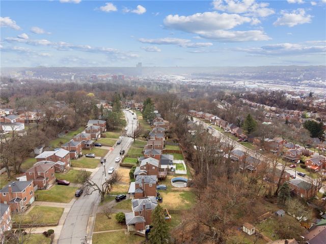 1169 Mccabe St, Stanton Heights, PA 15201