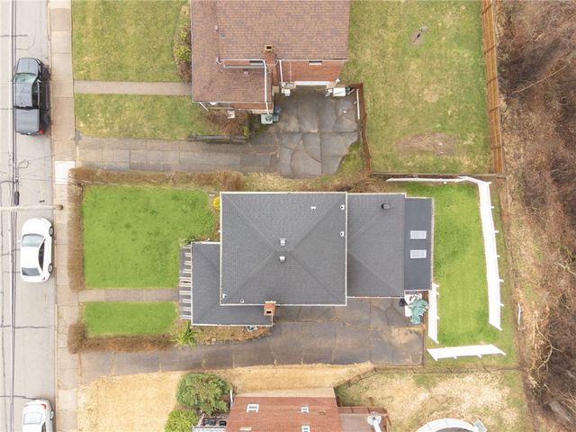 1169 Mccabe St, Stanton Heights, PA 15201