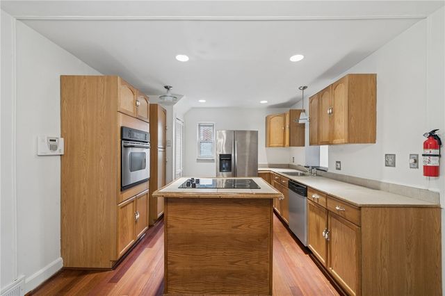 1169 Mccabe St, Stanton Heights, PA 15201