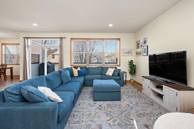 1764 Fescue Court, Shakopee, MN 55379