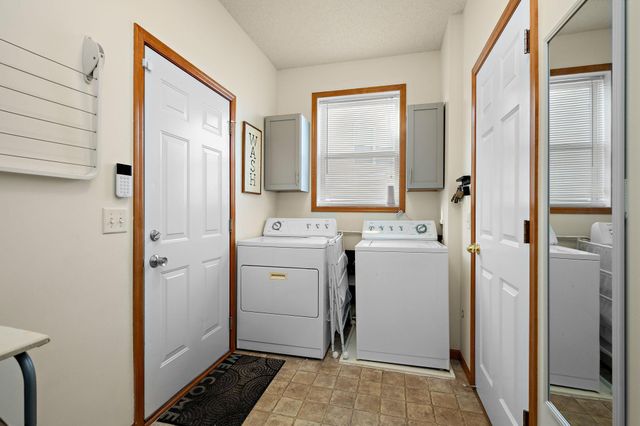 1764 Fescue Court, Shakopee, MN 55379