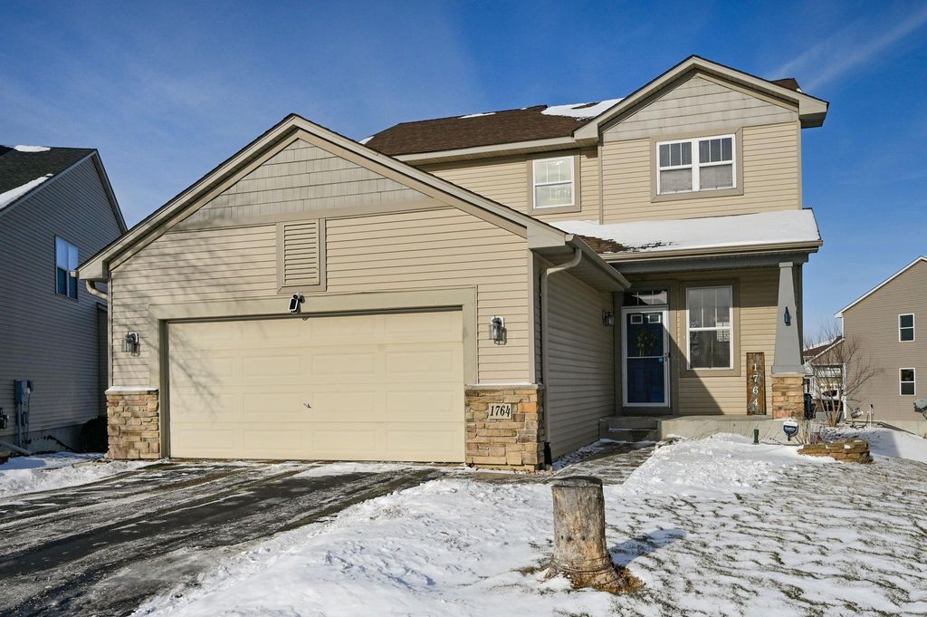 1764 Fescue Court, Shakopee, MN 55379