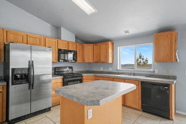 3155 Hawver Rd, San Andreas, CA 95249