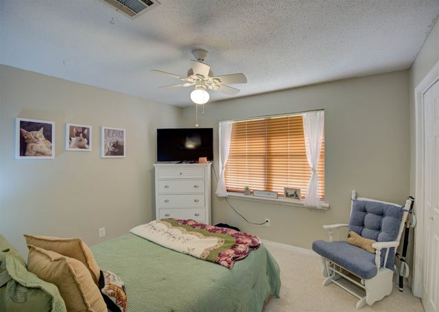 5214 Lauri Lane, Bossier City, LA 71112