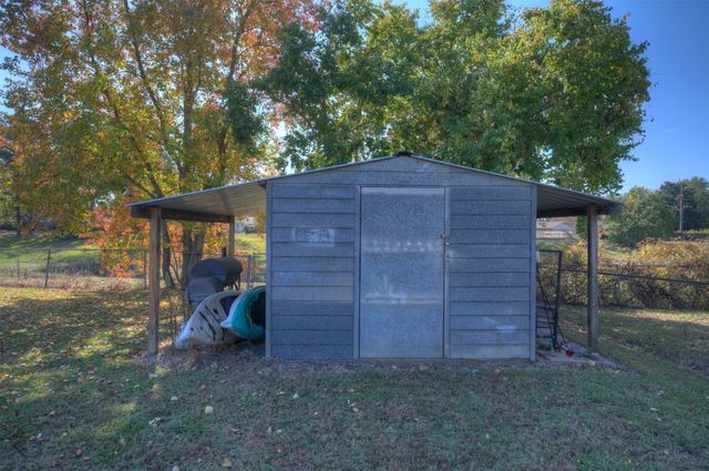 5214 Lauri Lane, Bossier City, LA 71112